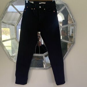 Levi's Women's Black Wedge Straight Skinny Hidden Button-Fly Jeans